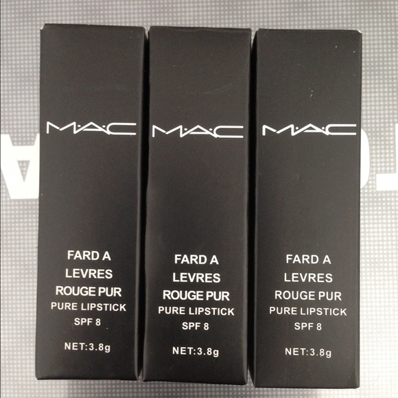 Lipstick set of three