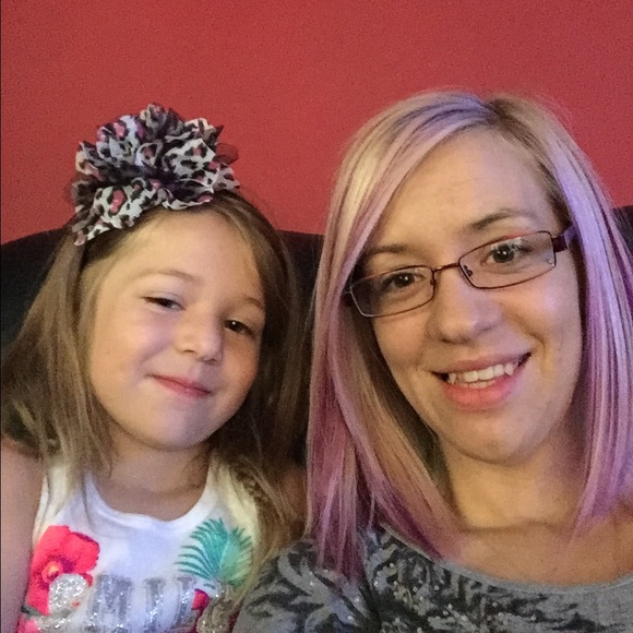 Meet your Posher, Jessica - Picture 1 of 1