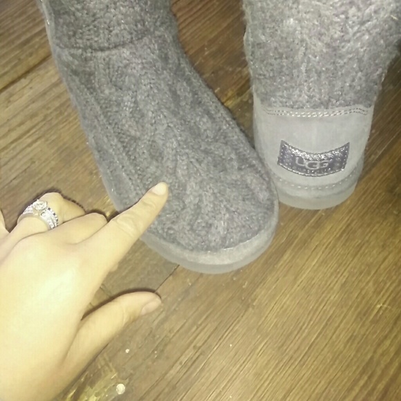 *SOLD ON MERC*UGG FELICIANA CABLE KNIT - Picture 3 of 4