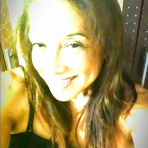 Meet your Posher, Amparo