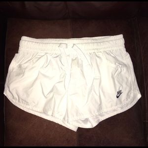 NWOT Nike running shorts