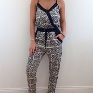 NWT💗Willow&Clay jumpsuit