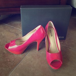 Kenneth Cole Reaction high heels
