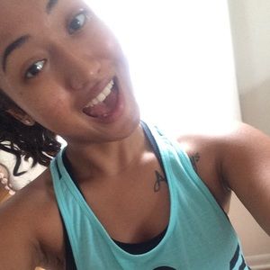 Meet your Posher, Tenicia