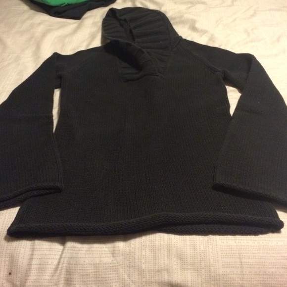 Gap hooded sweater