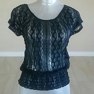 Short sleeve lace shirt
