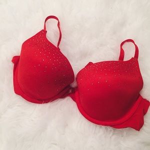 🔥FLASH SALE! 🔥VS Red Crystal Demi Bra