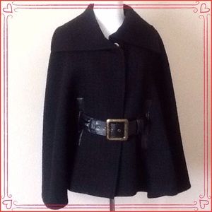 NWOT Gianni Bini Textured Wool Belted Cape