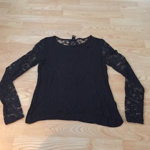Long sleeve lace shirt