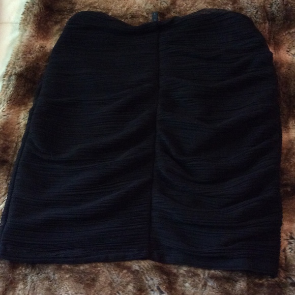 BCBG MAXAZRIA Black Skirt - Picture 3 of 4