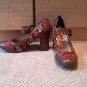 Mudd heels size 7.5