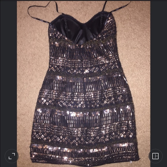 Dress - Picture 2 of 2