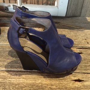 Vince Camuto wedges