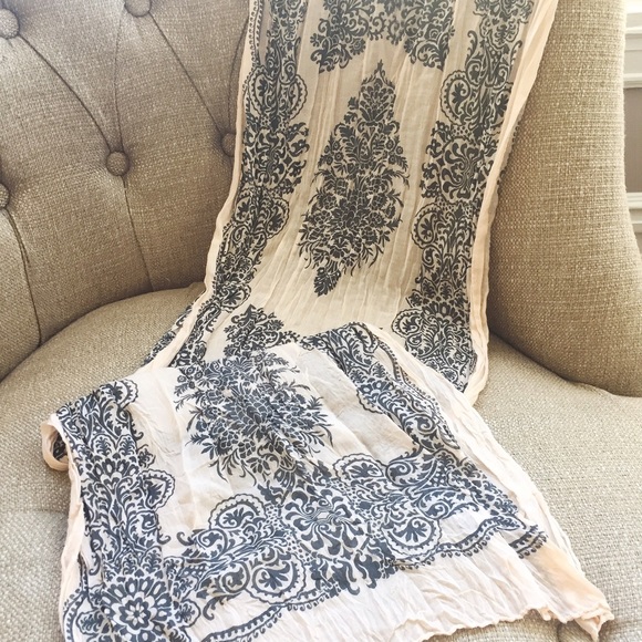 Summer weight printed scarf