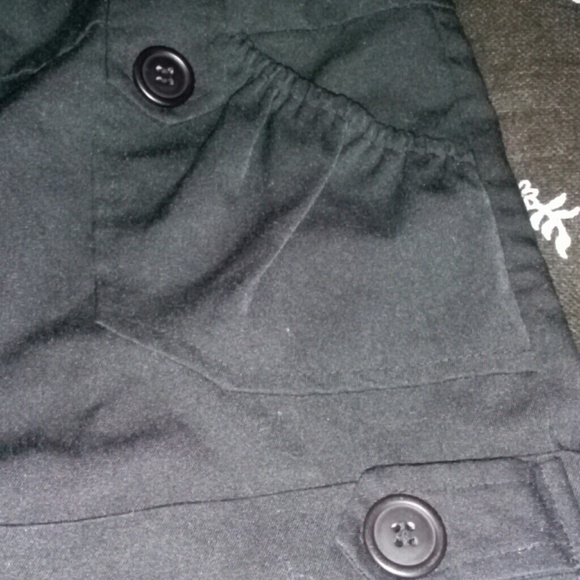 Shorts - Picture 2 of 2