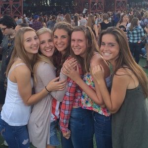 Meet your Posher, Katie