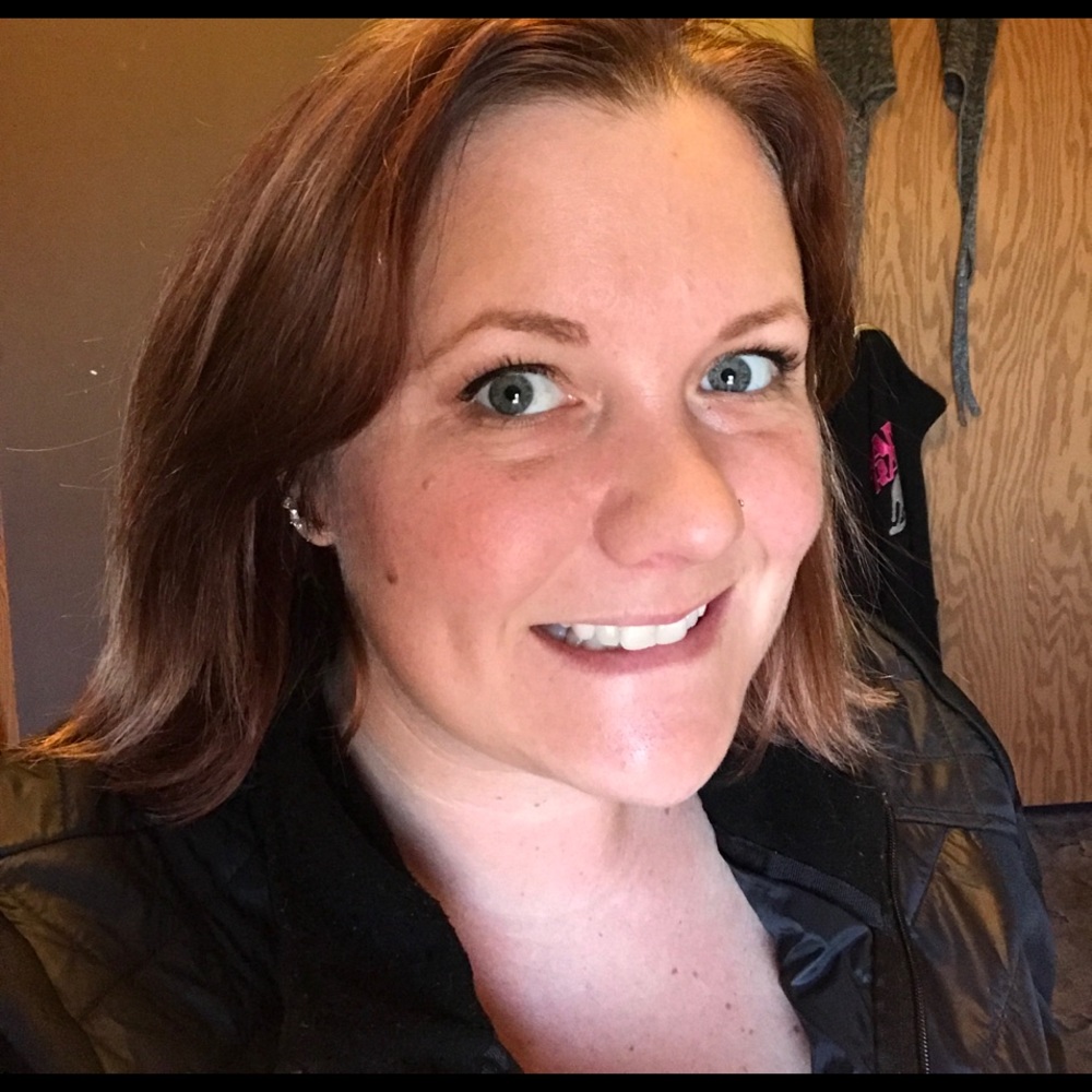 Meet your Posher, Kaila