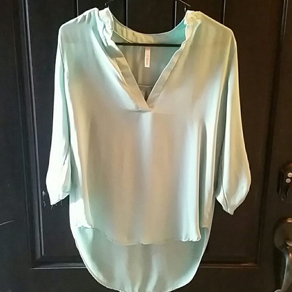 Hi-lo blouse