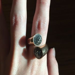 Henri Bendel Ring