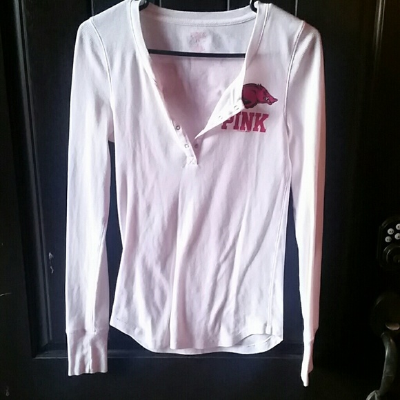 Razorback top