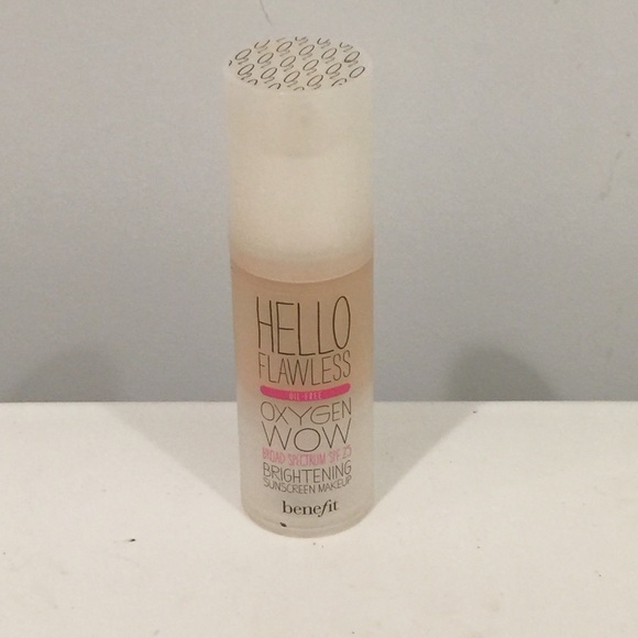 Benefit Oxygen Wow Foundation