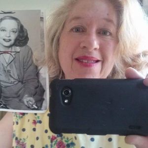 Meet your Posher, Linda