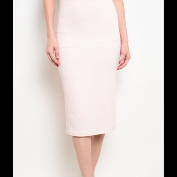 Below the knee pencil skirt. - Picture 1 of 1
