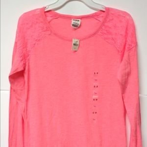 VS Pink top NWT