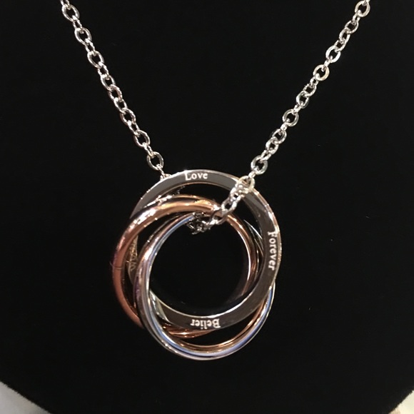 Trinity Necklace - Picture 1 of 2