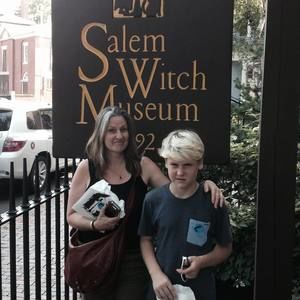 Meet your Posher, Lori