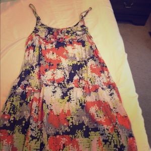 Summer dress brand is Hang Ten