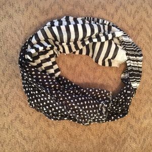 Express scarf