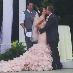 Meet your Posher, Hillary