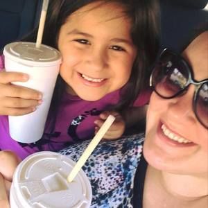 Meet your Posher, Dana