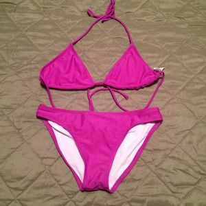 Magenta string bikini