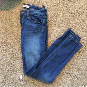 Hollister Super Skinny jeans