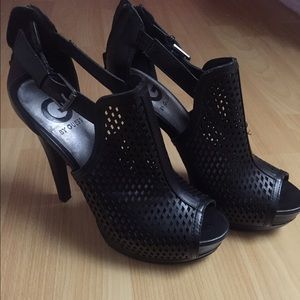 High heel shoes