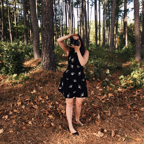 Meet your Posher, Alyssa - Picture 2 of 3