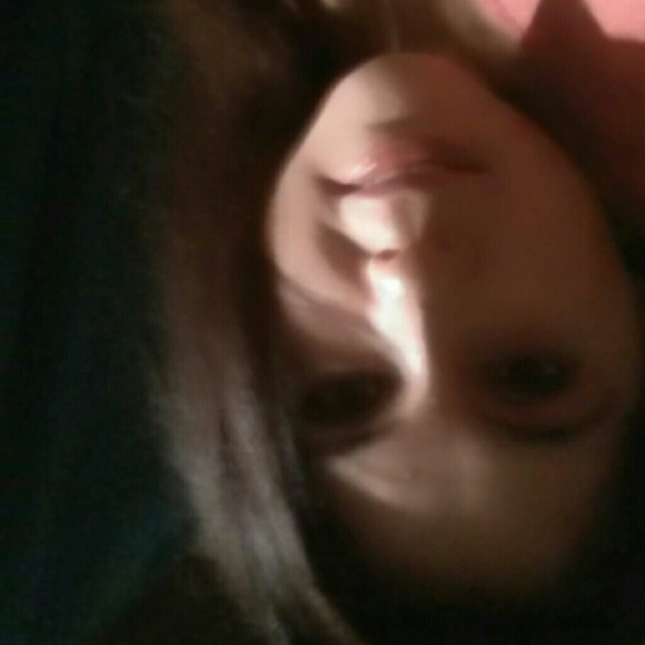 Meet your Posher, Elena - Picture 1 of 1