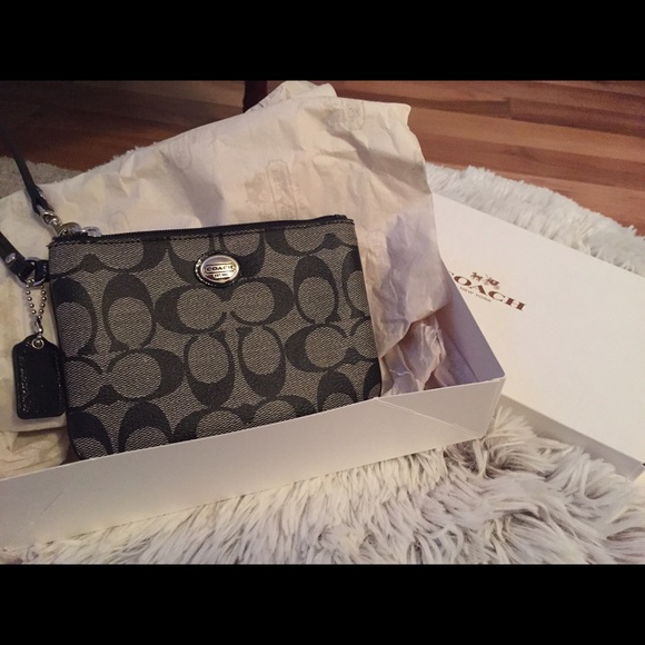 Coach wristlet