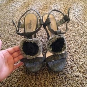 *SALE Charlotte Russe Denim Flower Wedge!