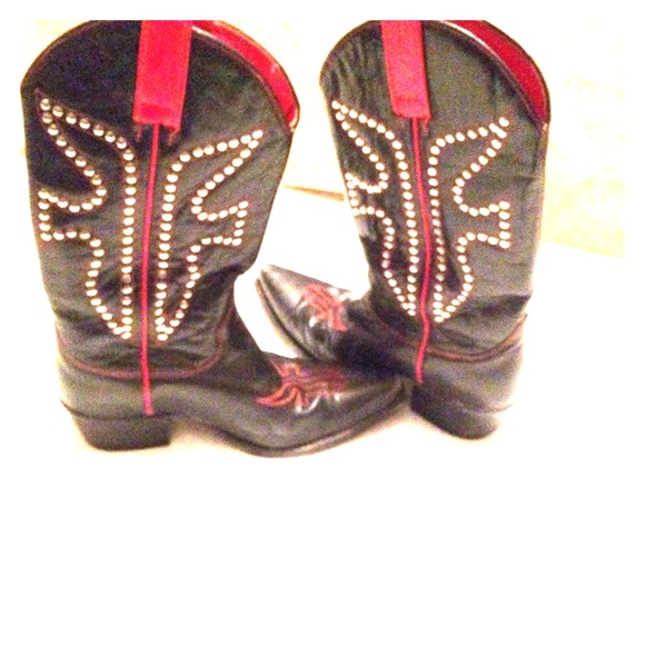 SALE!🎀🎉🎉REDUCED!! FRYE boots size 6 🎉🎉