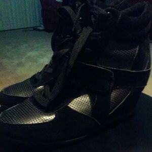 All black wedge sneakers(worn once)