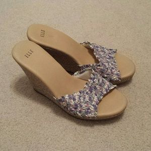 Floral Wedges
