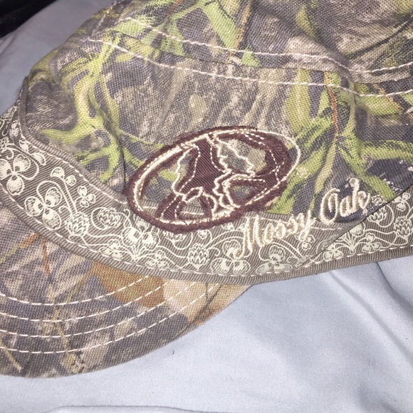 Mossy Oak women's military hat