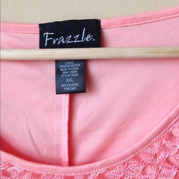 ‼️SOLD‼️Pink frazzle knit blouse - Picture 3 of 4