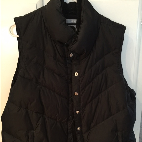 Black puffer vest plus size