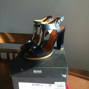 HUGO BOSS Navy Blue Pumps