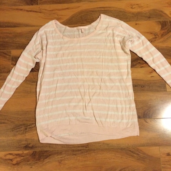 Baby pink and white Victora's Secret sweater