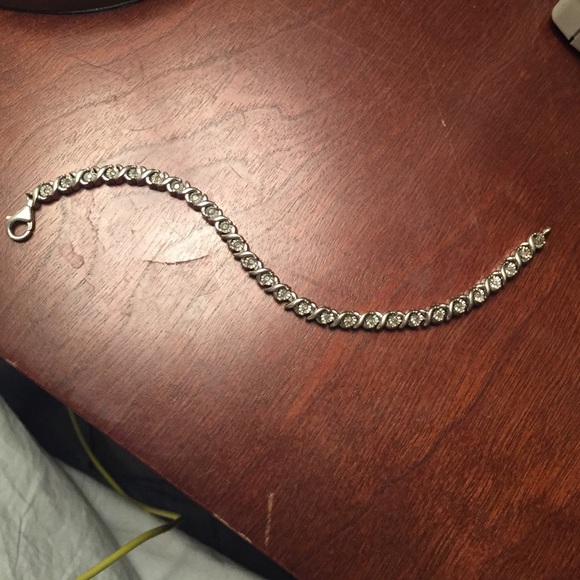 XOXO white gold diamond bracelet